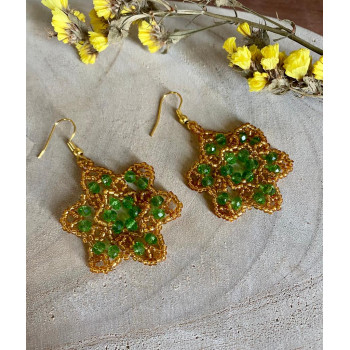 Hand beaded Light green and gold earring by Flower Child